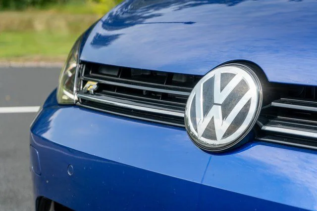 Used 2019 Blue Volkswagen DCC & Navigation 4Motion image 41