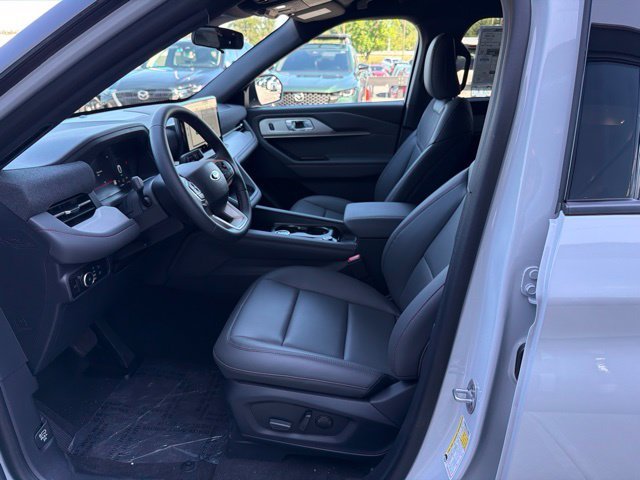 New 2027 Avalanche Gray Ford Active image 12