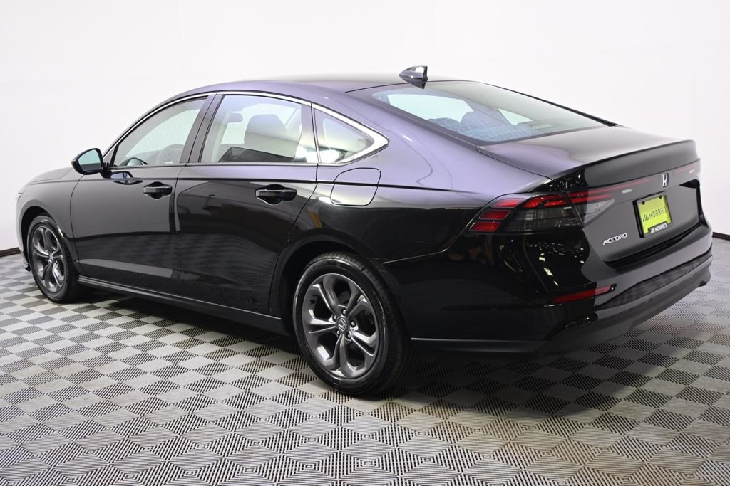 Used 2024 Crystal Black Pearl Honda EX image 3