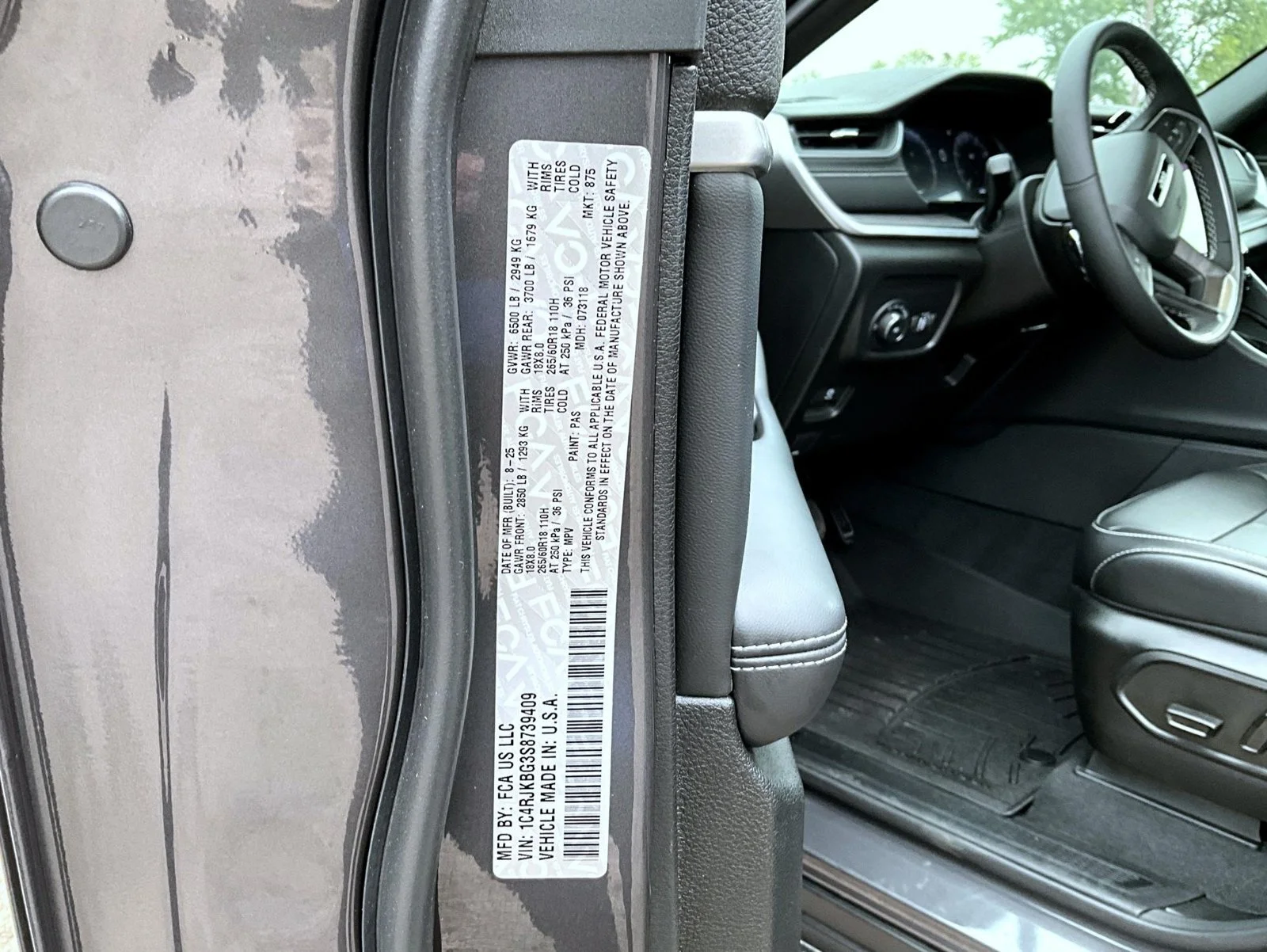 Certified Used 2025 Gray Jeep Limited image 27