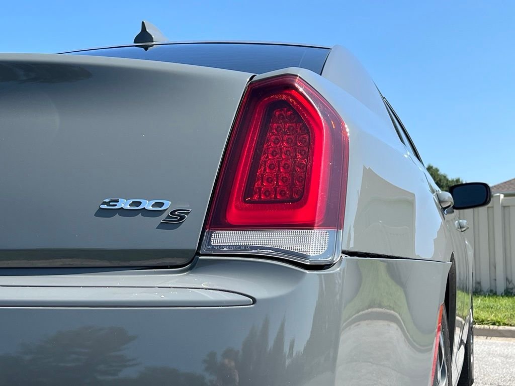 Used 2019 White Chrysler S image 12
