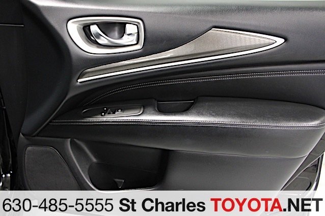 Used 2018 Black INFINITI 60 image 18