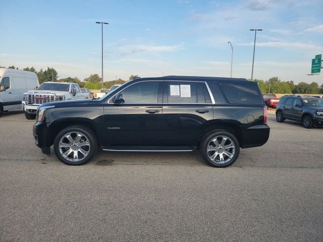 Used 2017 Onyx Black GMC SLE image 3