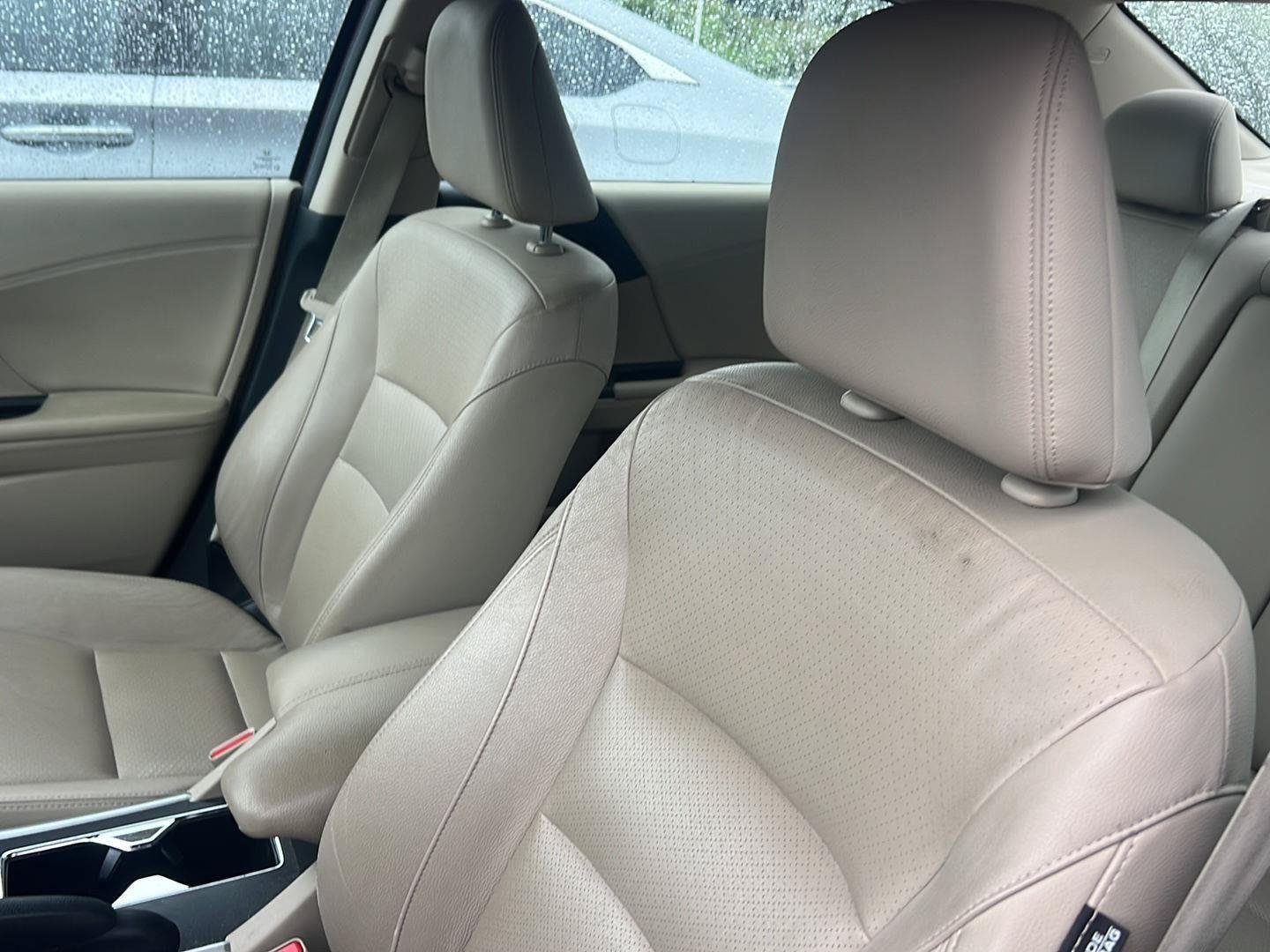 Used 2013 RED Honda EXL image 9