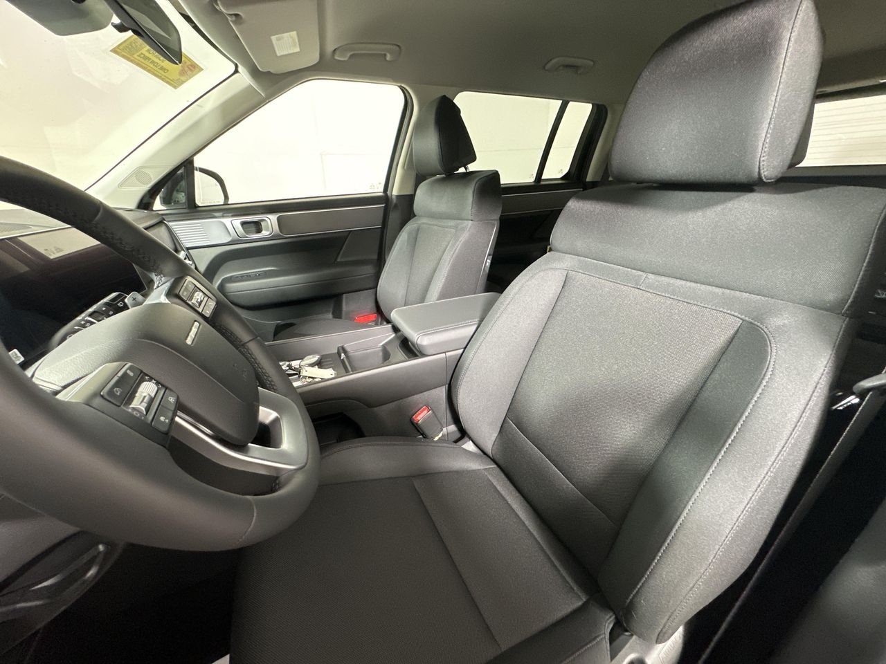 New 2026 Phantom Black Hyundai SE image 9