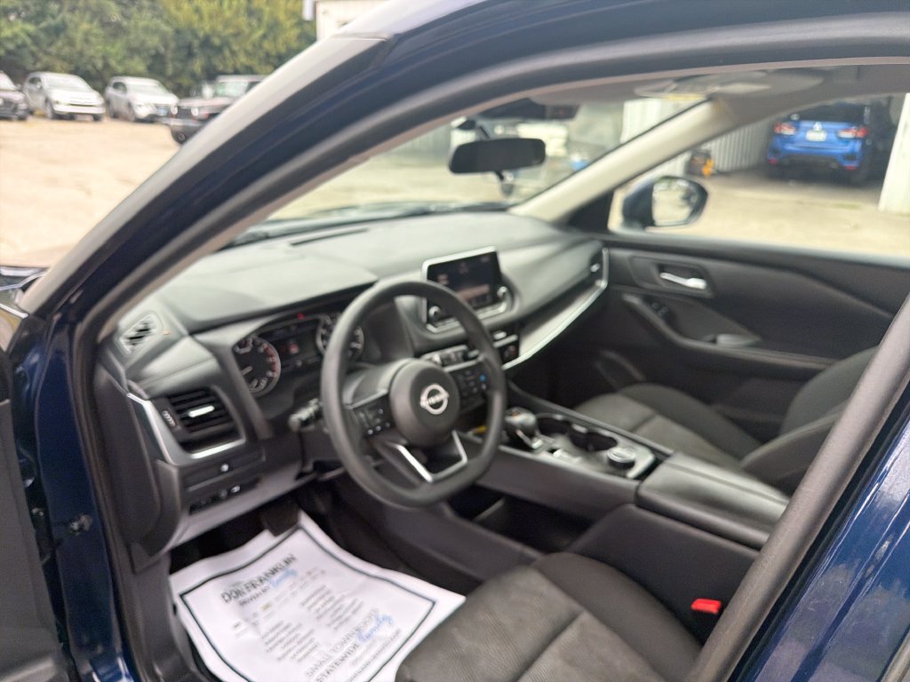 Used 2024 Blue Nissan SV image 16