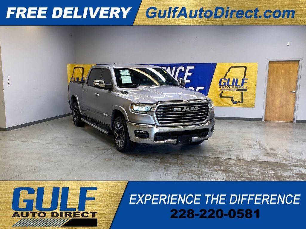 2025 RAM 1500 Laramie 4x4 Crew Cab 5'7's photo
