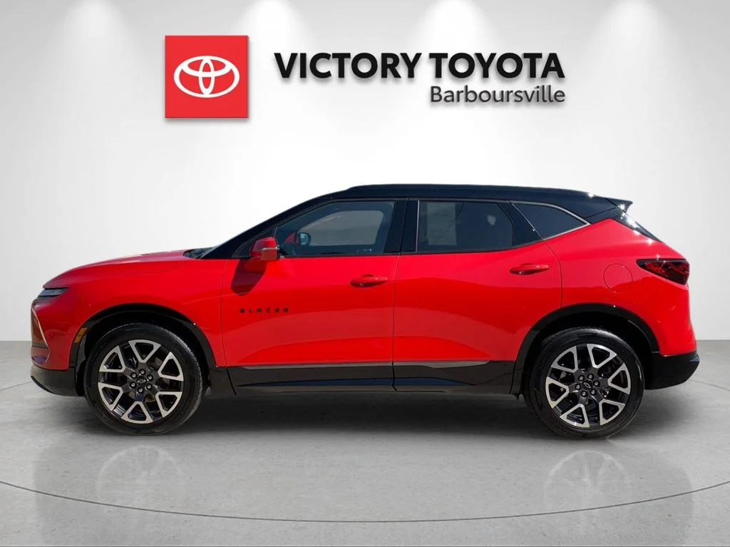 Used 2023 Red Chevrolet RS image 2