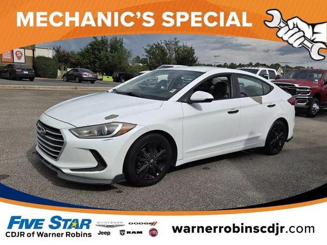Used 2017 White Hyundai SE image 3