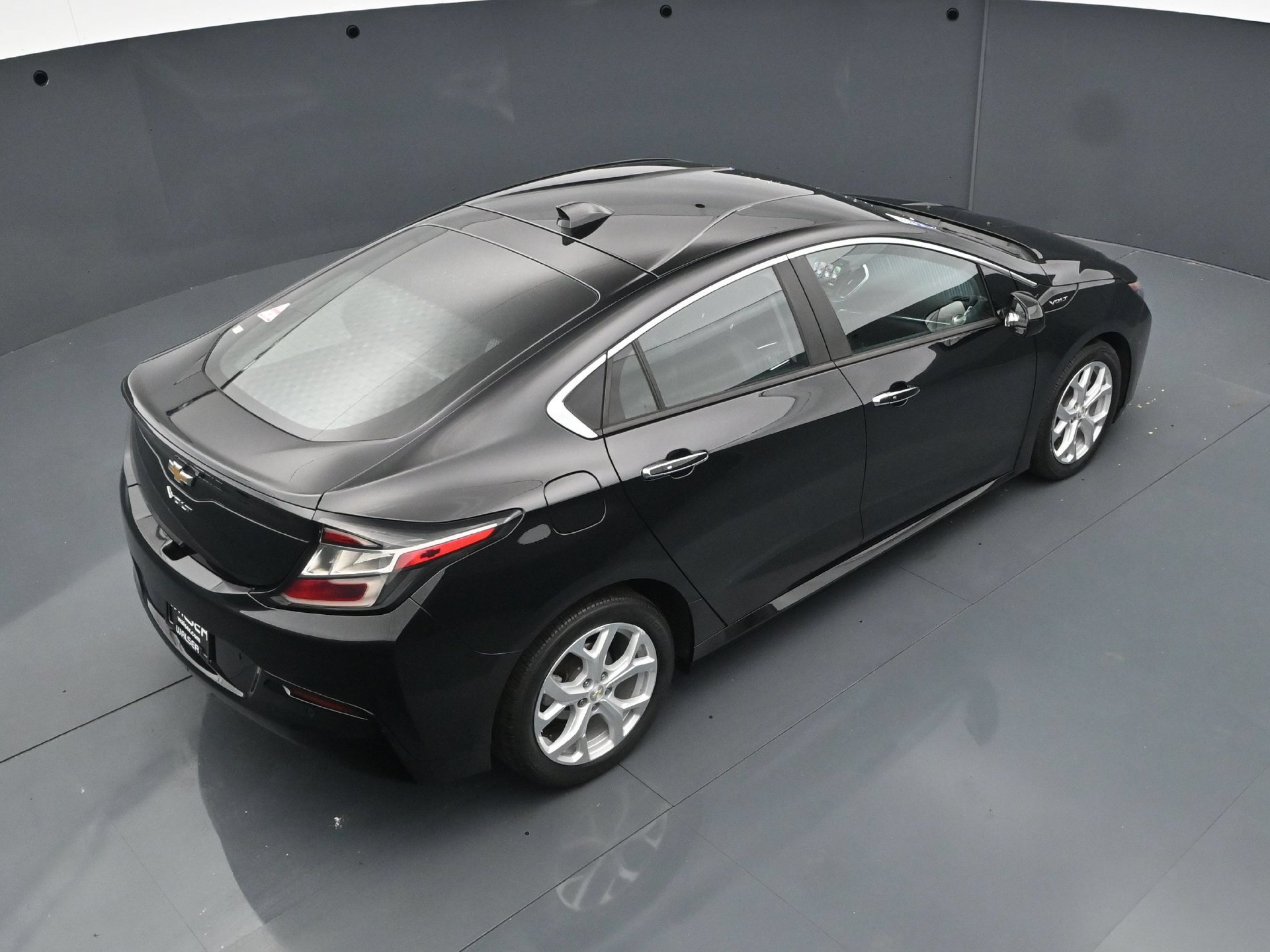 Used 2017 Mosaic Black Metallic Chevrolet Premier image 37