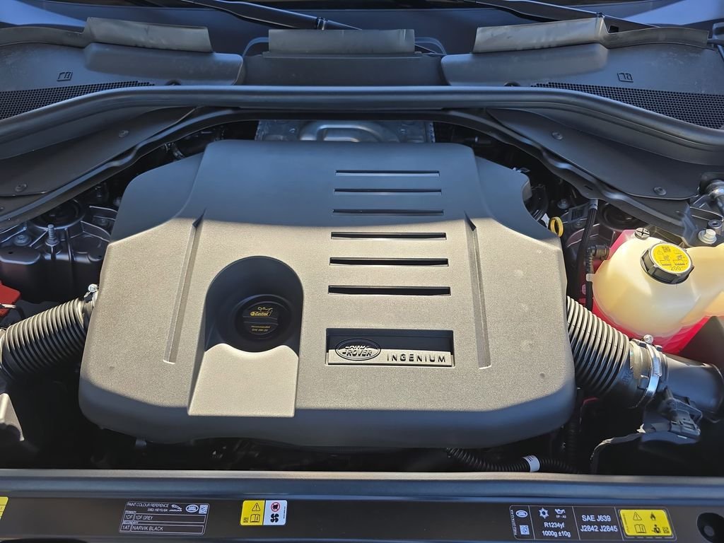 2025 Land Rover Range Rover SE - Photo 32
