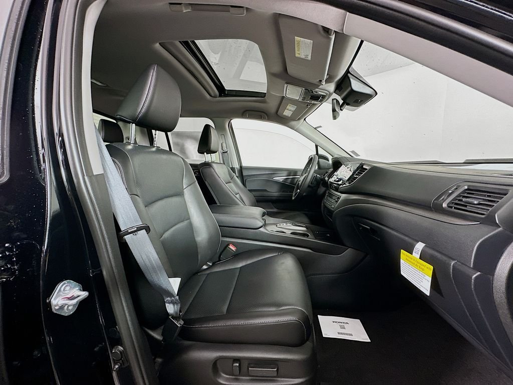 New 2026 Crystal Black Pearl Honda RTL image 28