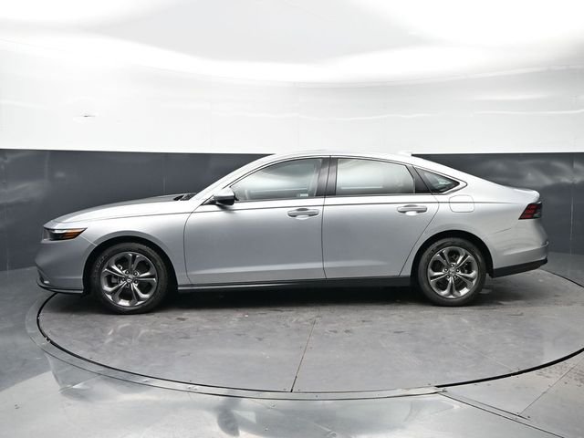 Certified Used 2024 Solar Silver Metallic Honda EX image 8