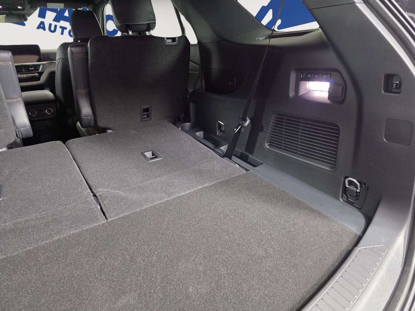 New 2026 Vapor Blue Metallic Ford Tremor® image 54