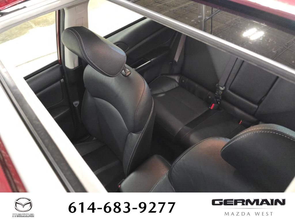 Used 2014 Red Subaru 2.0i Limited image 23
