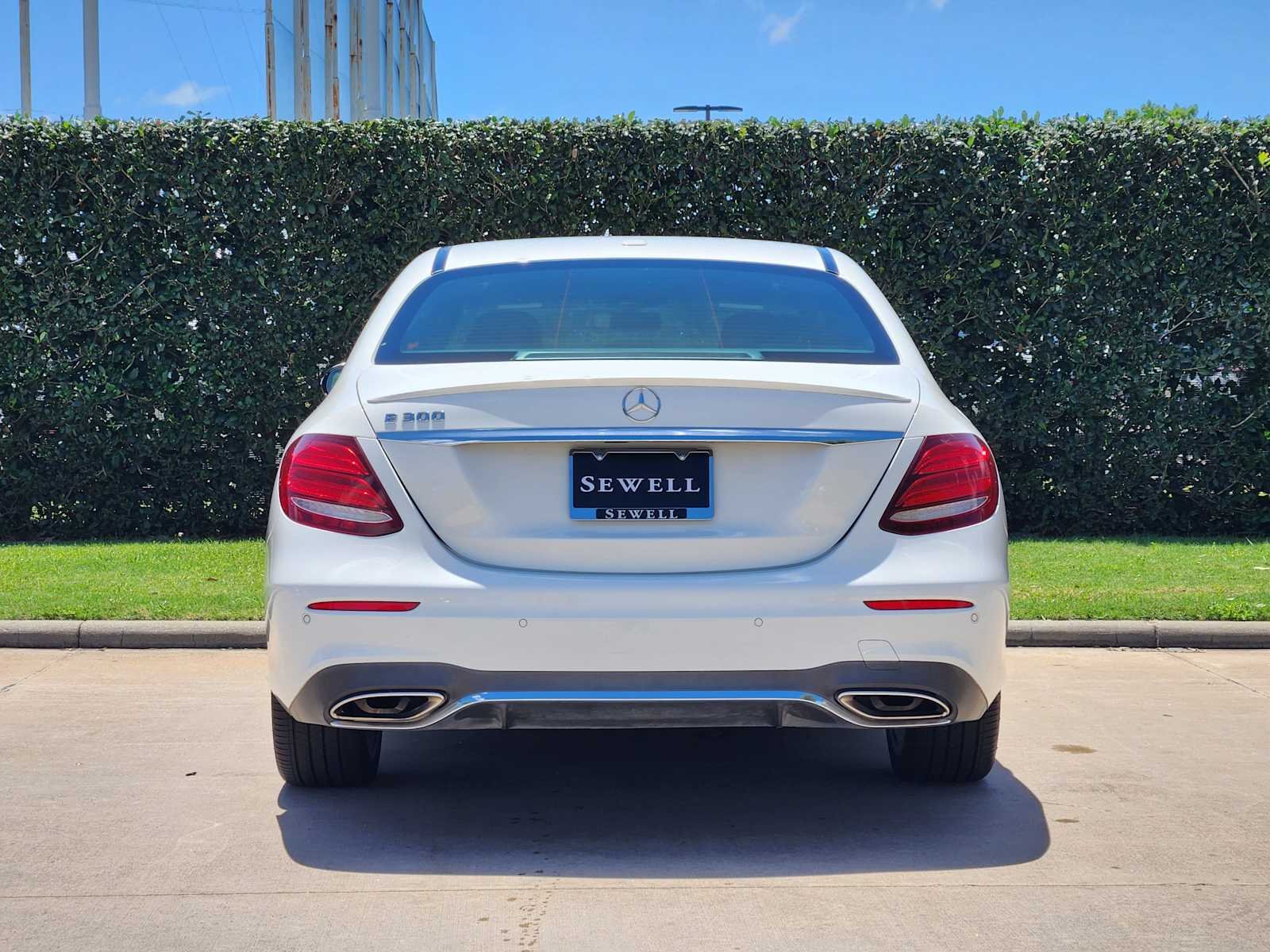 Used 2019 Polar White Mercedes-Benz E 300 image 5