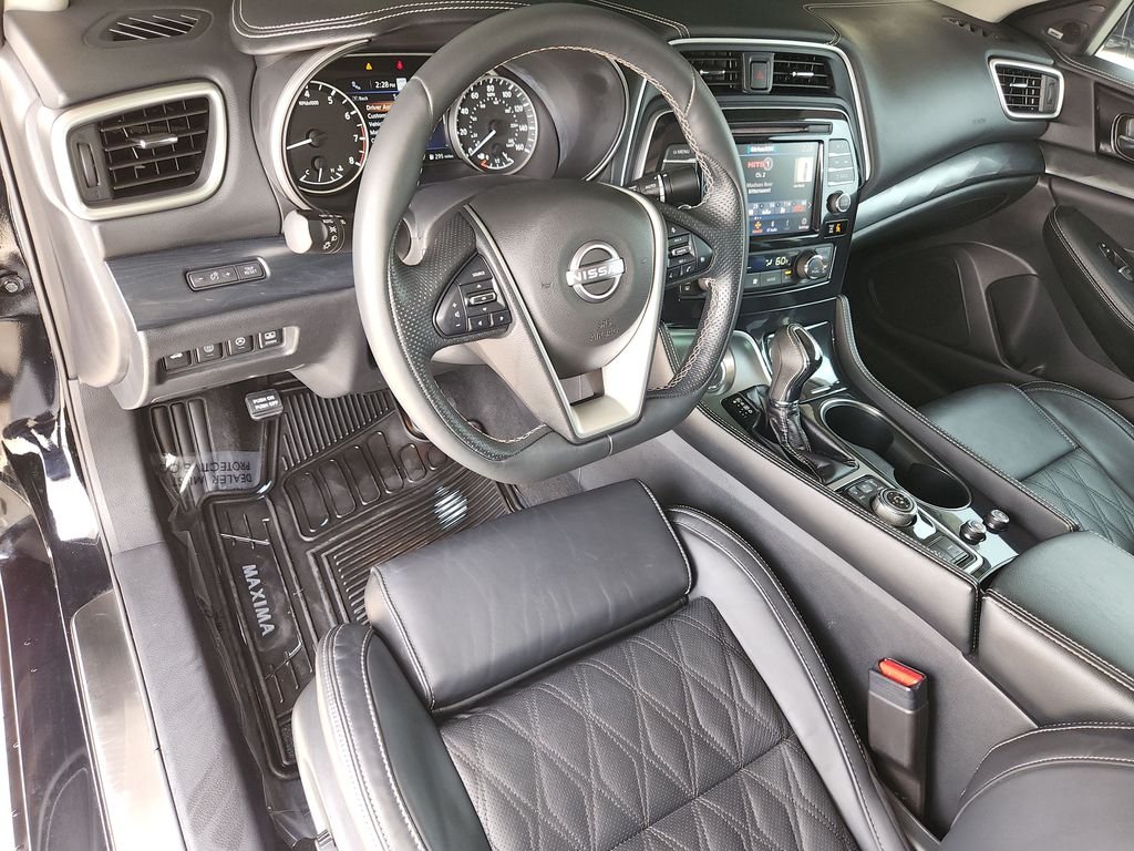 Certified Used 2023 Black Nissan Platinum image 11