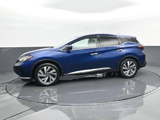 Used 2020 Deep Blue Pearl Nissan SL image 5
