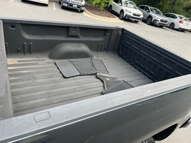 Used 2019 Gray Chevrolet LT image 34