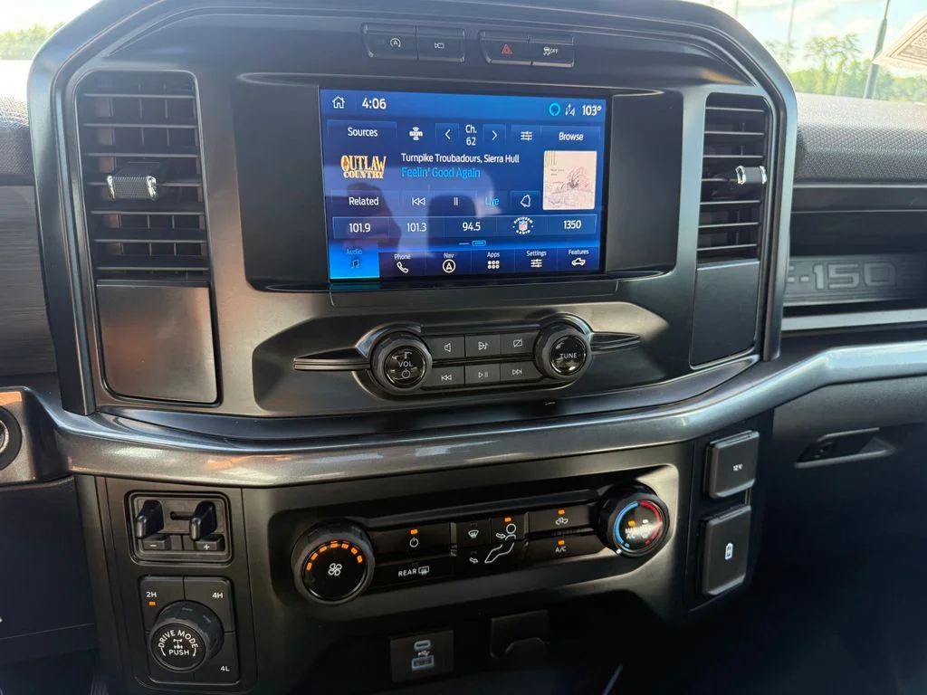 Used 2023 White Ford XL image 11