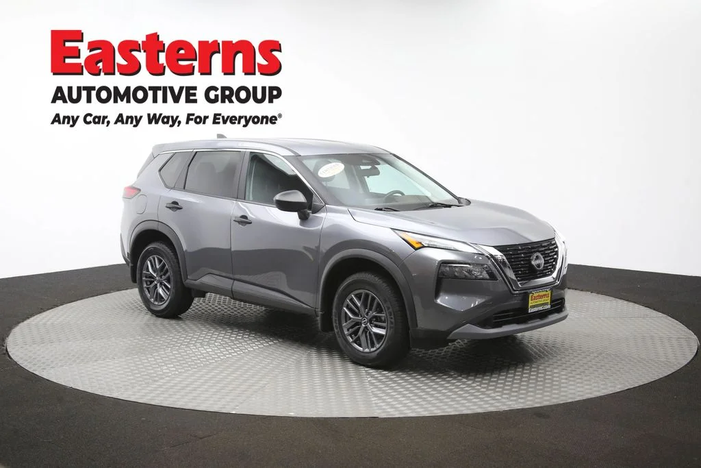 Used 2023 Gray Nissan S image 48