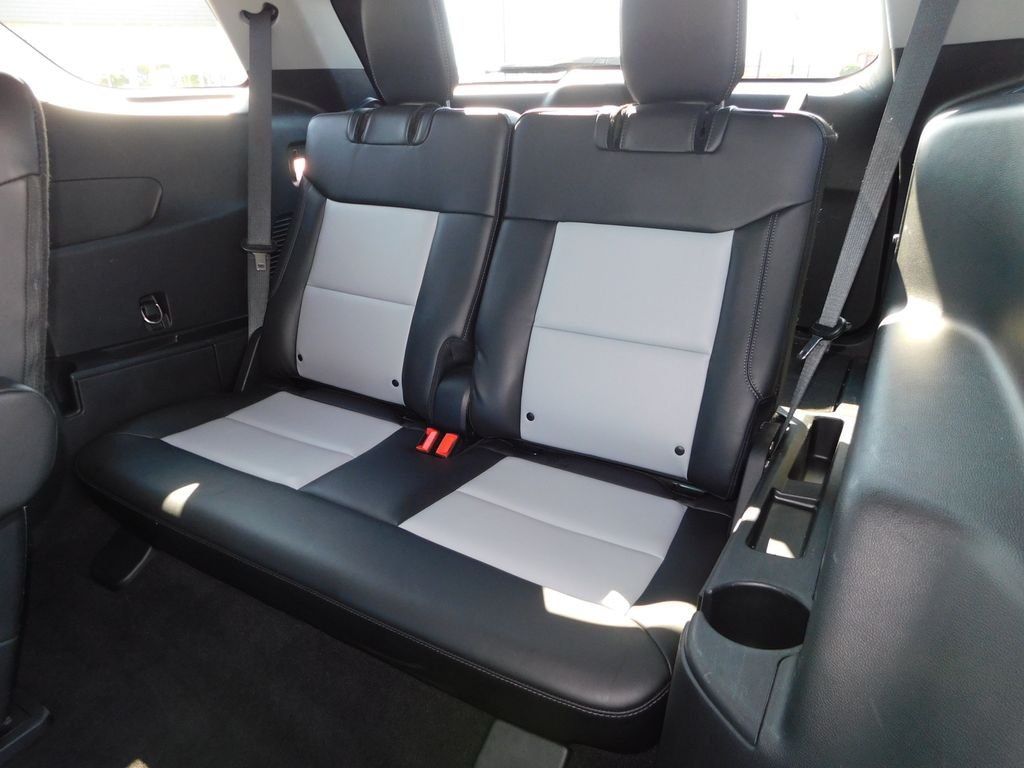 Used 2023 Black Ford XLT image 37