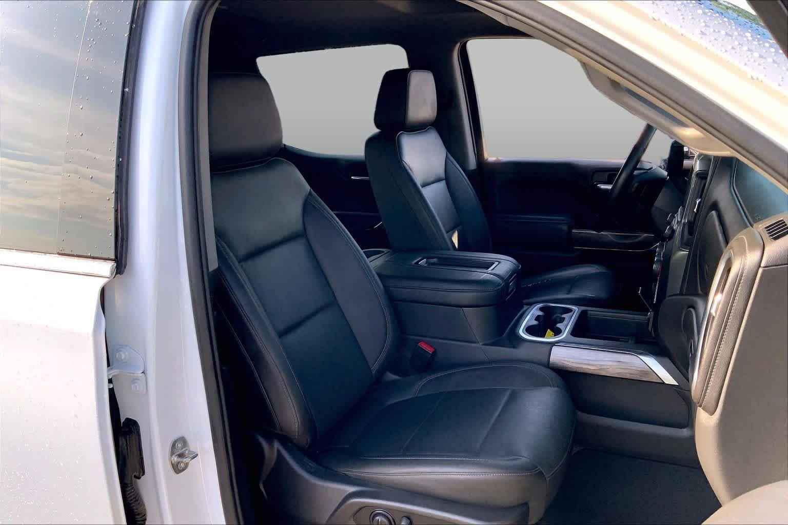 Used 2021 Summit White Chevrolet LTZ image 9