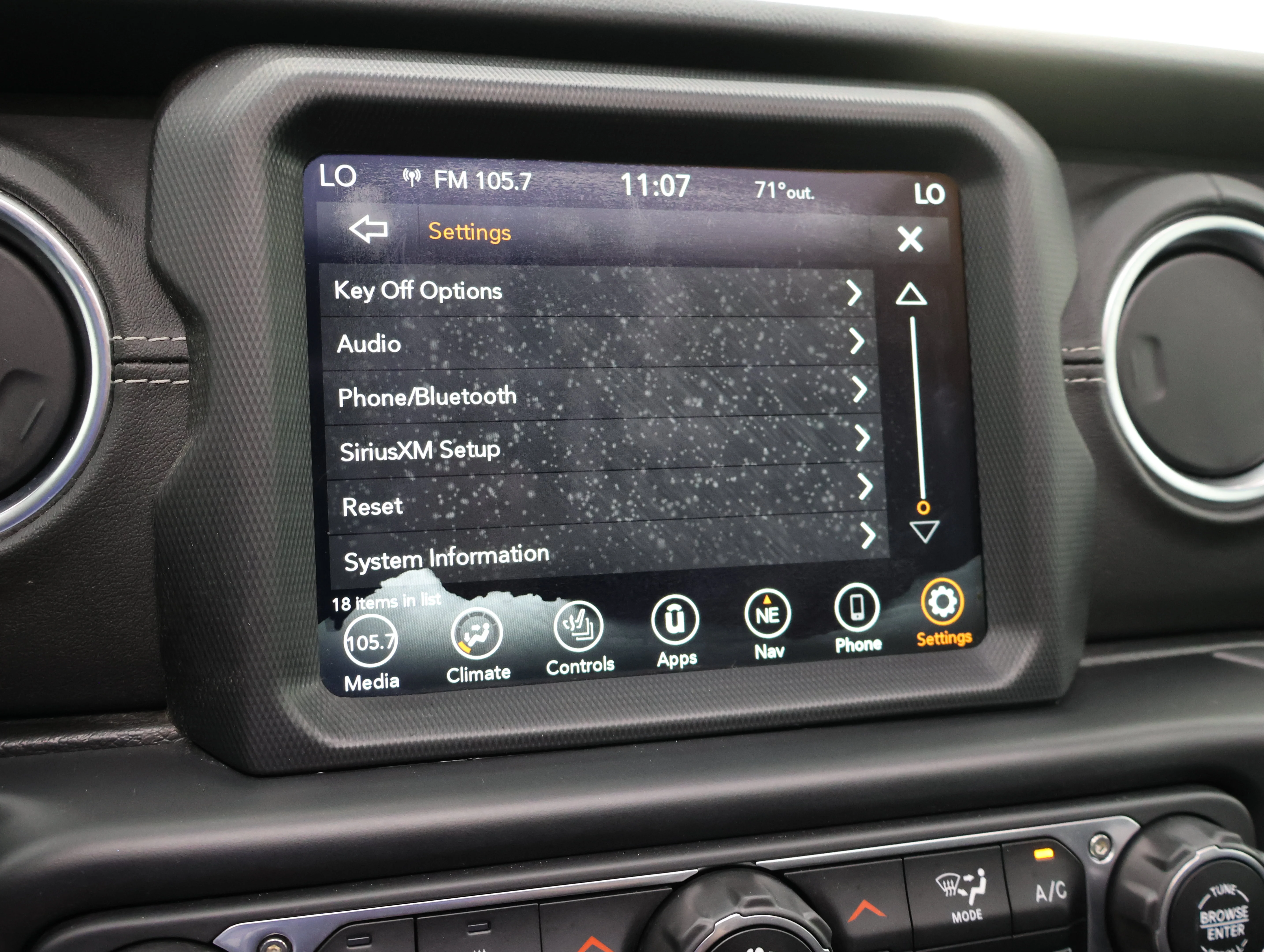 Used 2022 Hydro Blue Pearlcoat Jeep Unlimited Sahara image 58