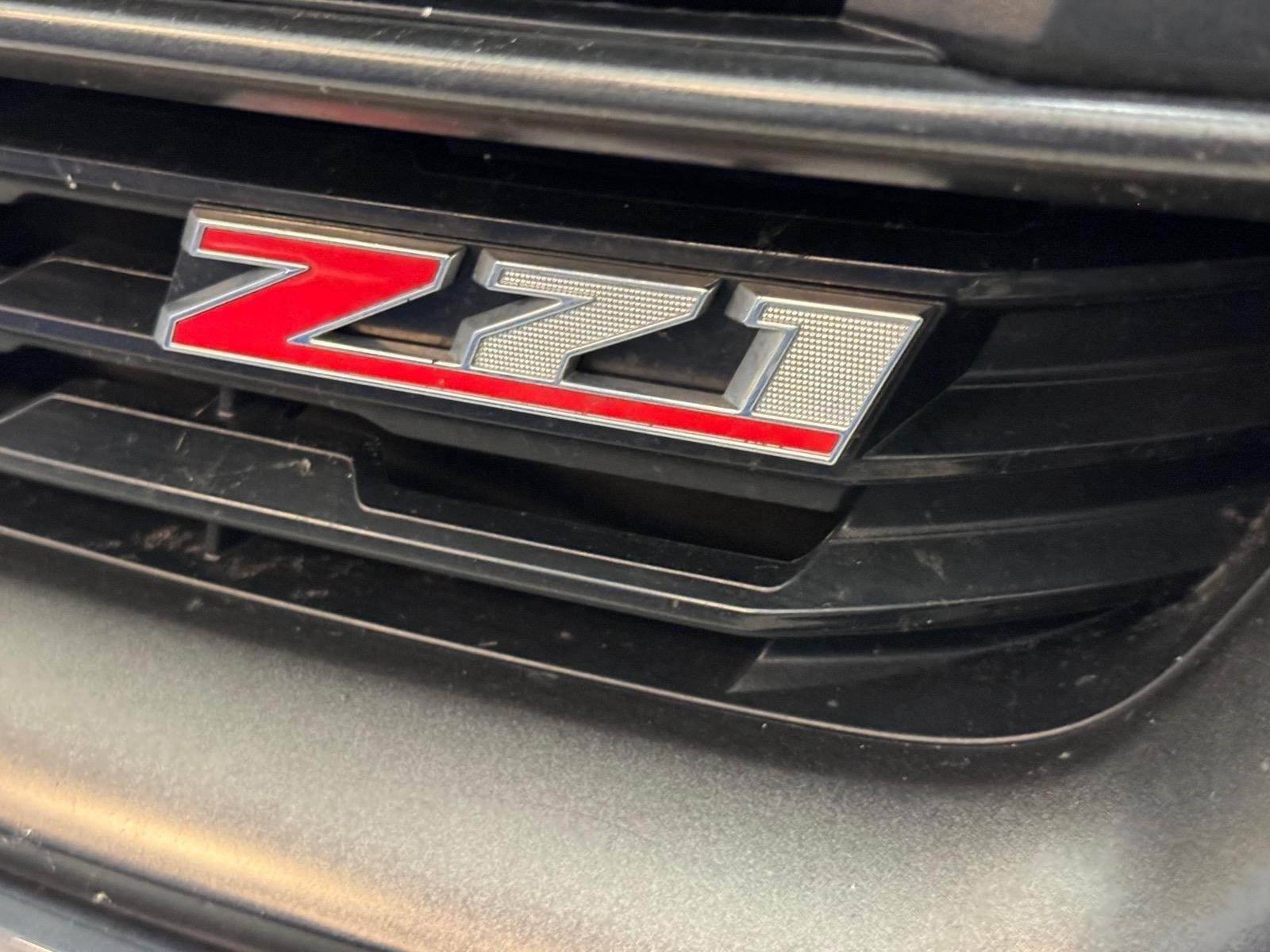 Used 2020 Shadow Gray Metallic Chevrolet 2WD Z71 image 20