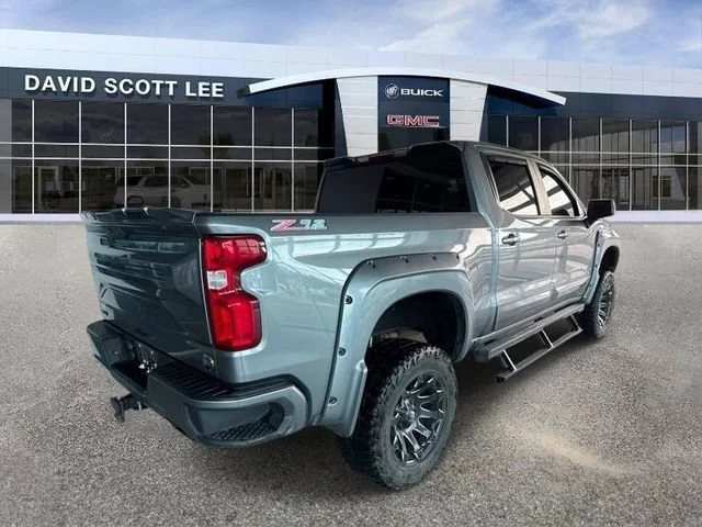 Used 2022 SATIN STEEL METALLIC Chevrolet RST image 2