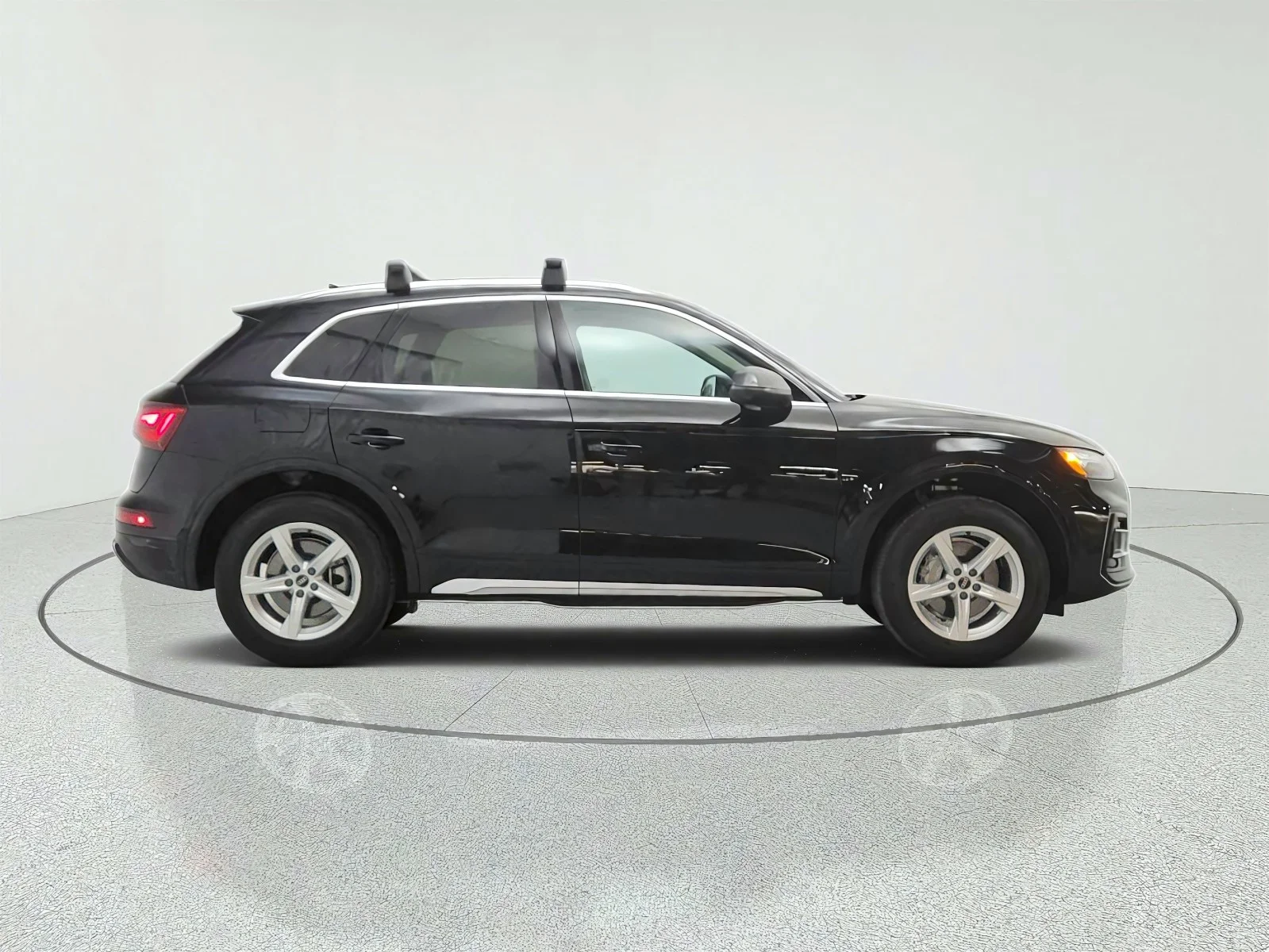 Used 2023 Mythos Black Metallic Audi Premium image 4