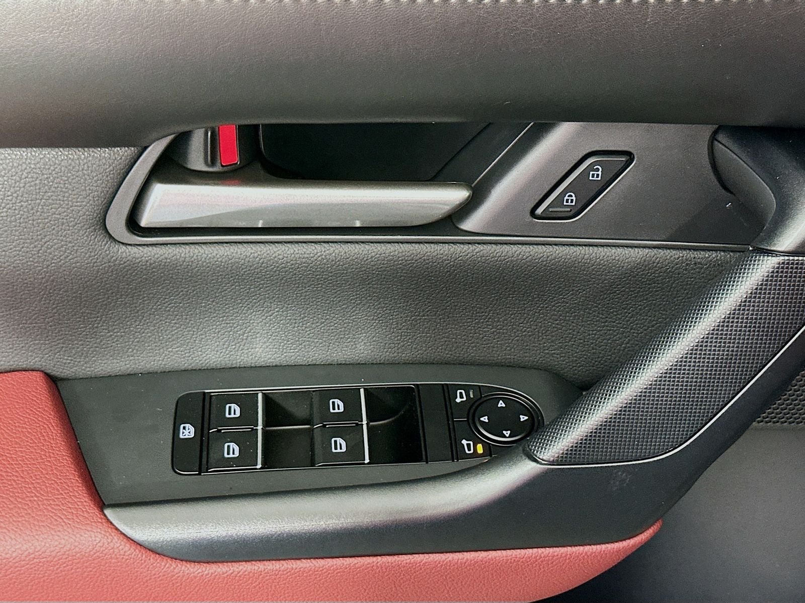 2026 Mazda CX-50 Premium - Photo 18