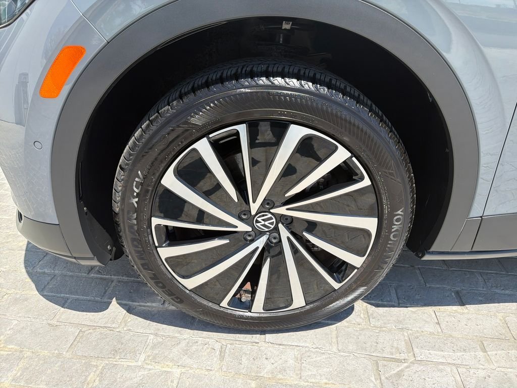 Certified Used 2024 Pure Gray Volkswagen Pro image 26
