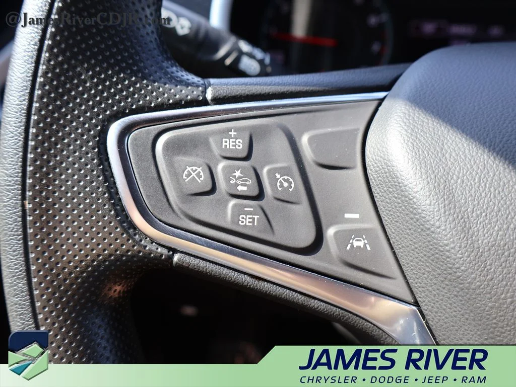 Used 2024 White Chevrolet LT image 25