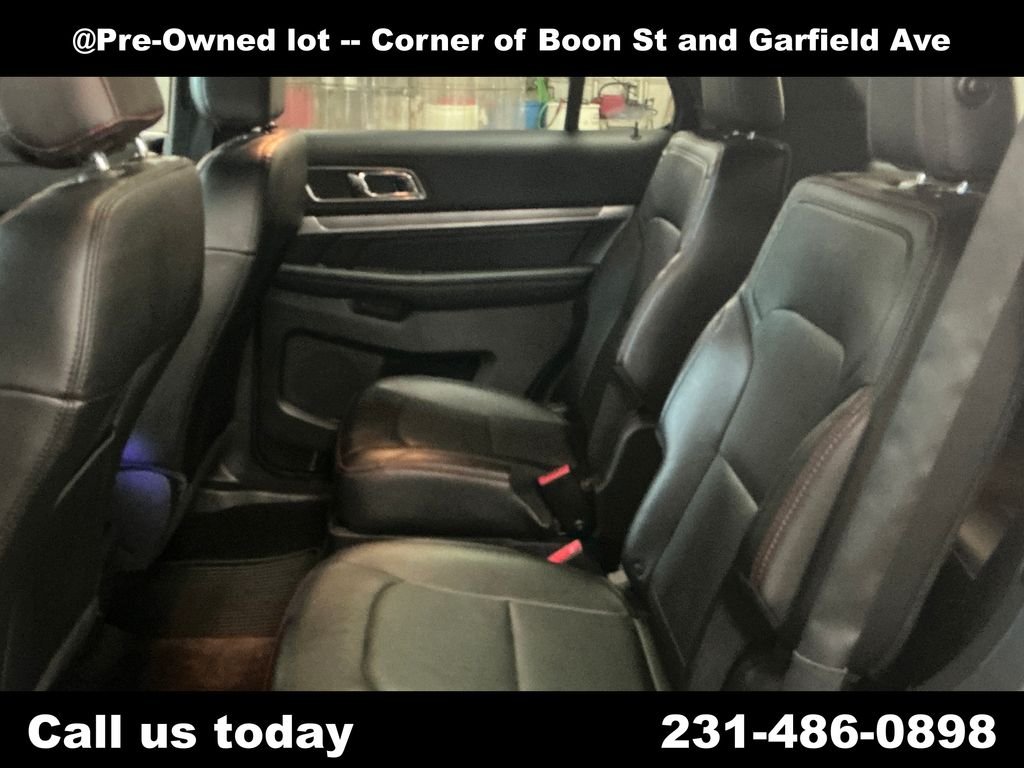 Used 2016 White Ford Sport image 27