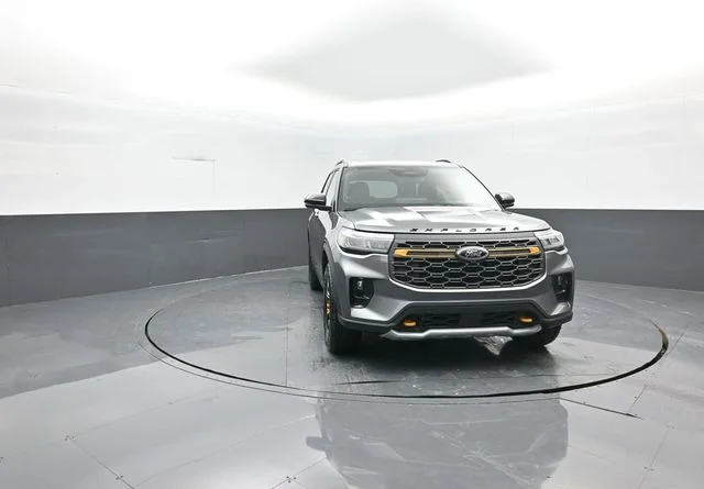 New 2026 Gray Ford Tremor image 2