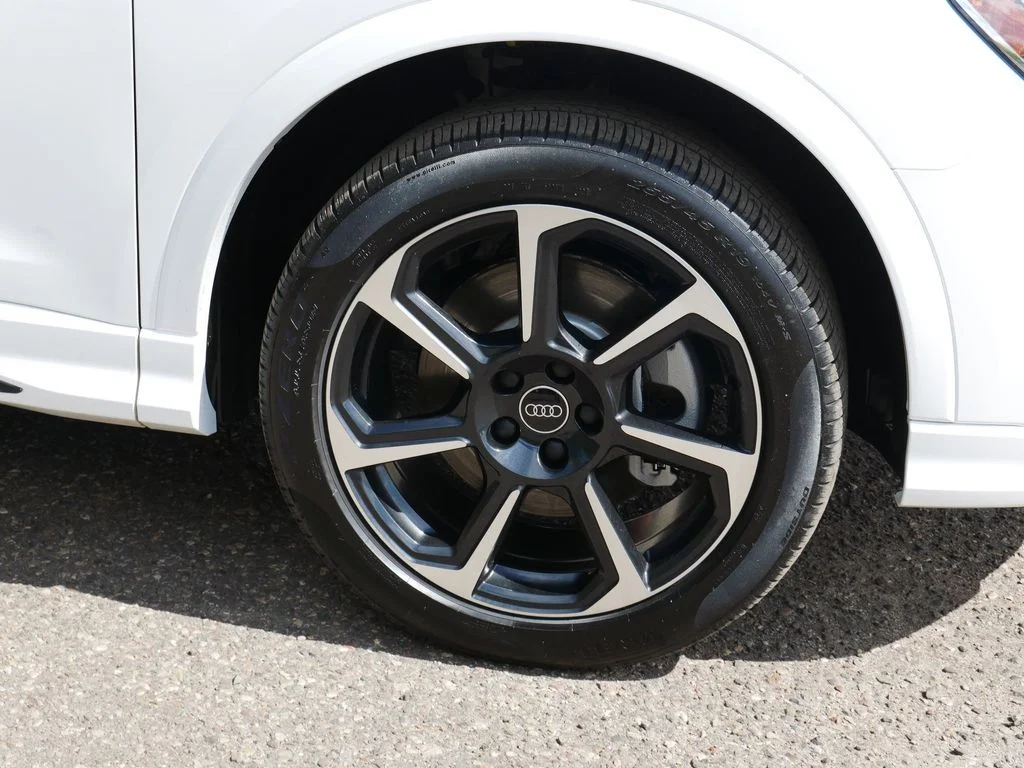 Certified Used 2025 White Audi Premium Plus image 7