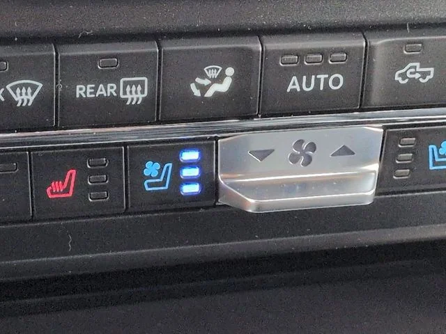 New 2026 Avalanche Ford F-350® Platinum® image 22