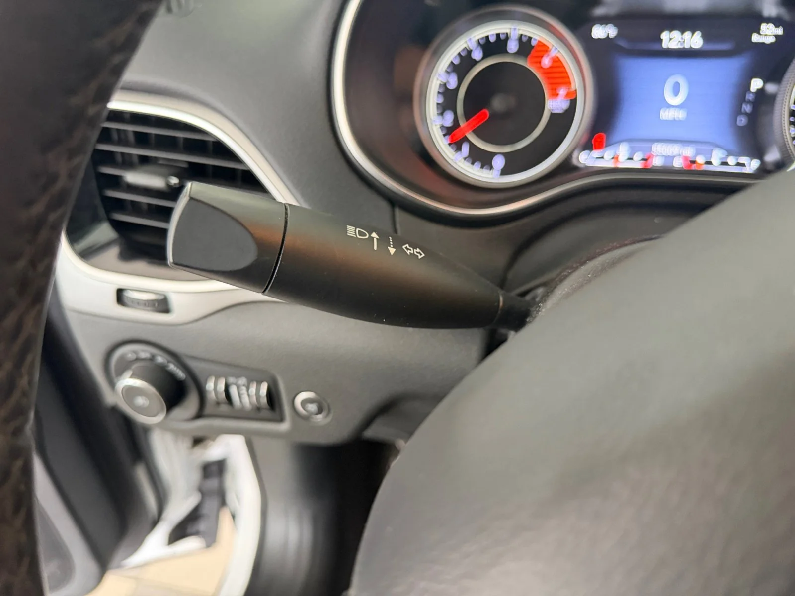 Used 2019 Bright White Clearcoat Jeep Limited image 13