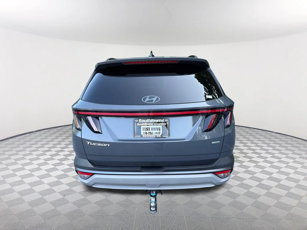 Used 2025 Gray Hyundai SEL Convenience image 6