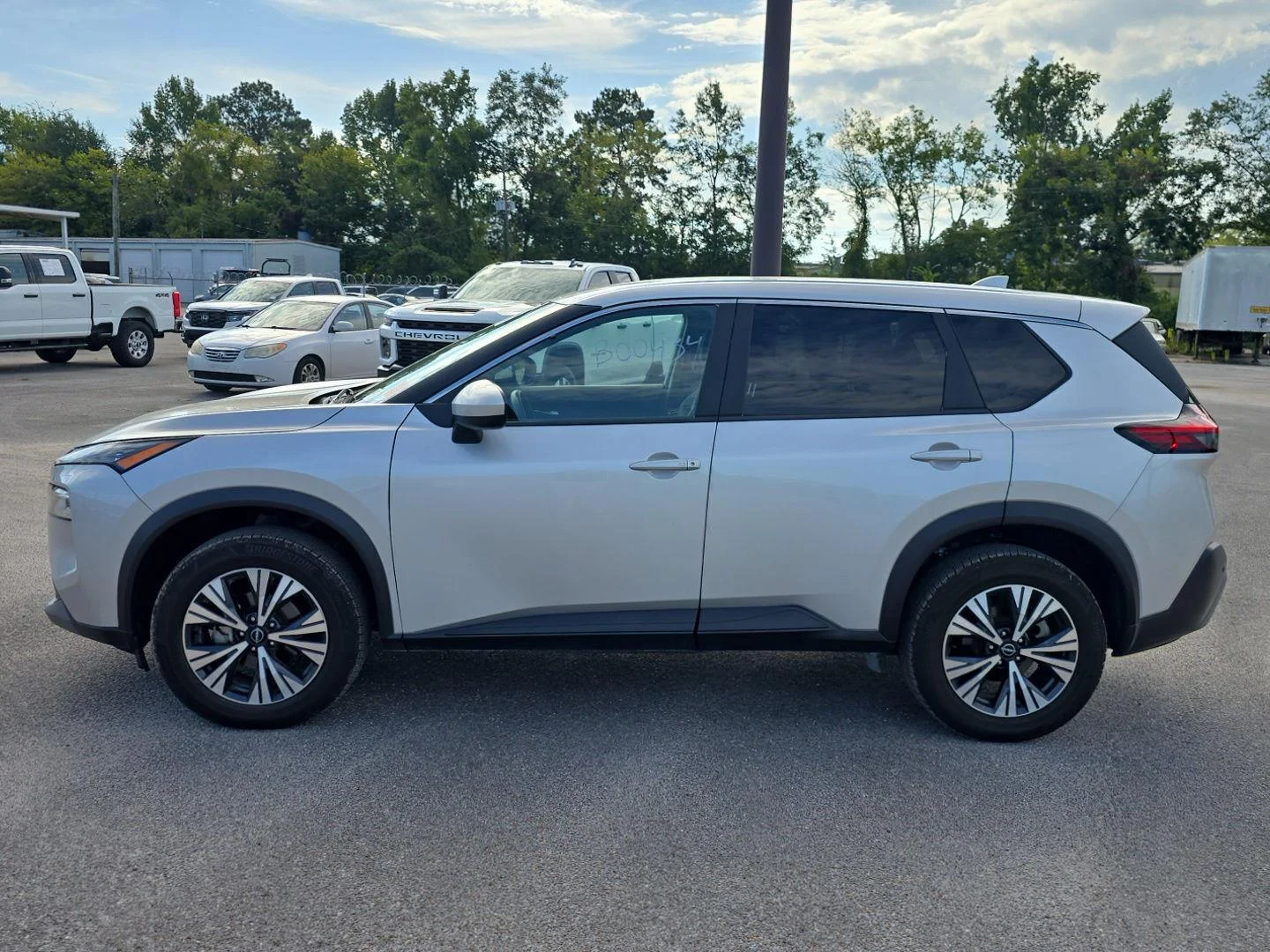 Used 2023 Brilliant Silver Metallic Nissan SV image 8