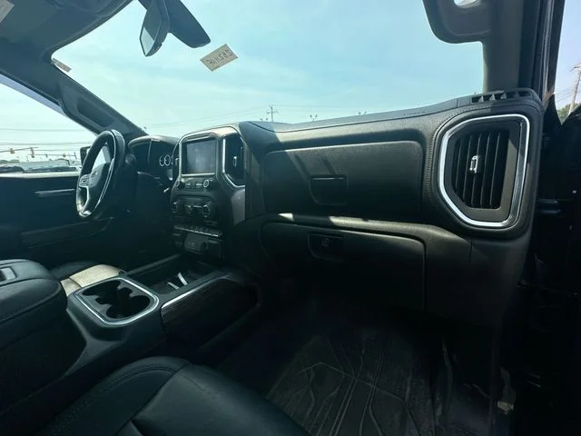 Used 2021 Blue Chevrolet RST image 32