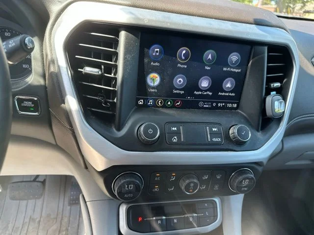 Used 2023 White GMC SLT image 21