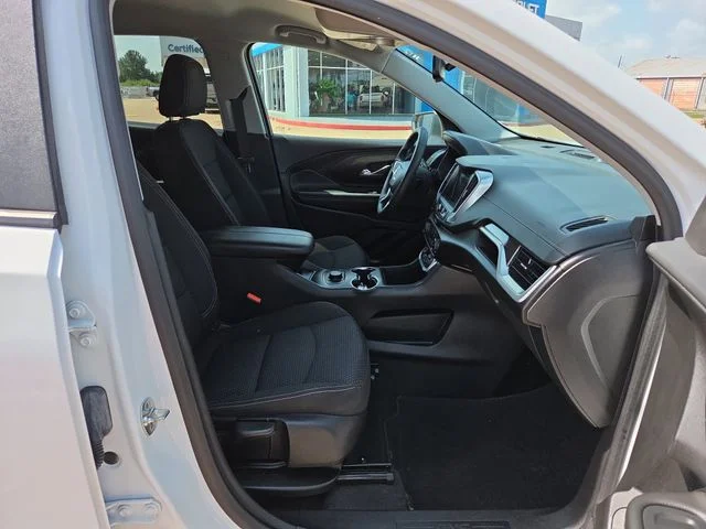 Used 2024 White GMC SLE image 16