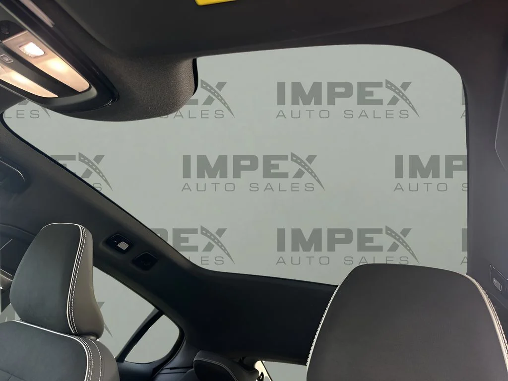 2023 Volvo C40 Ultimate - Photo 12