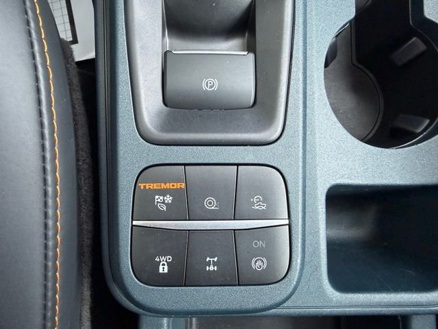 Certified Used 2023 Avalanche Ford Lariat image 26