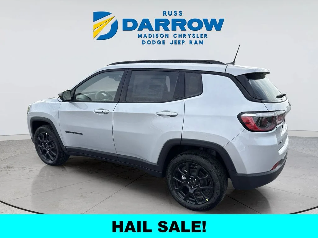 2025 Jeep Compass Latitude - Photo 3