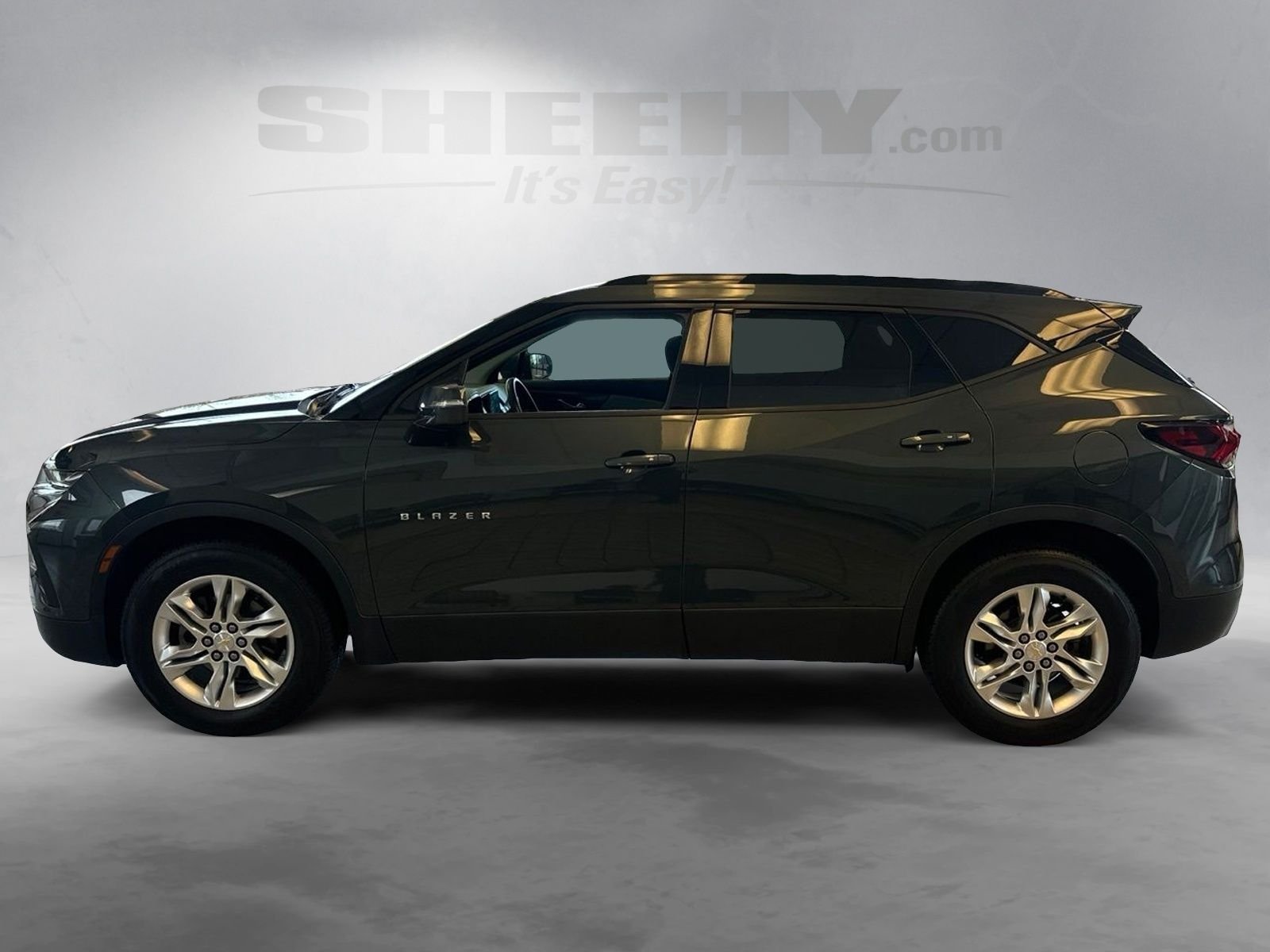 Used 2019 Gray Chevrolet Base image 15