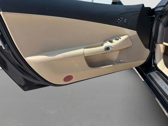 Used 2009 Black Chevrolet Base image 11