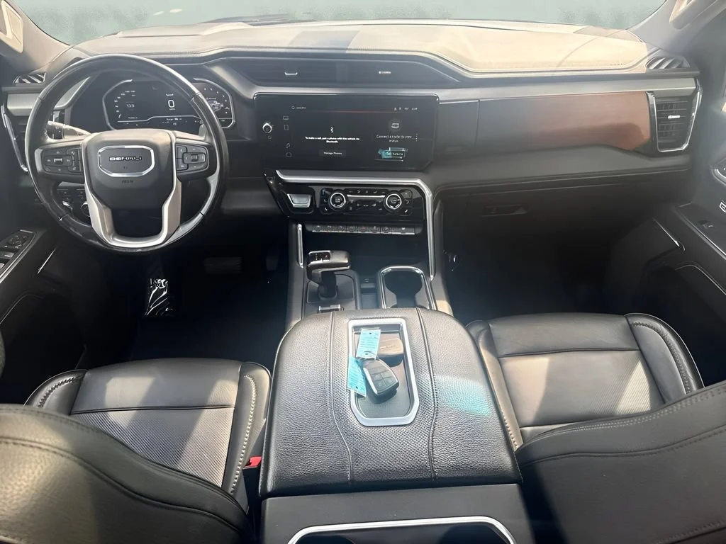 Used 2022 WHITE FROST TRICOAT GMC Denali image 13